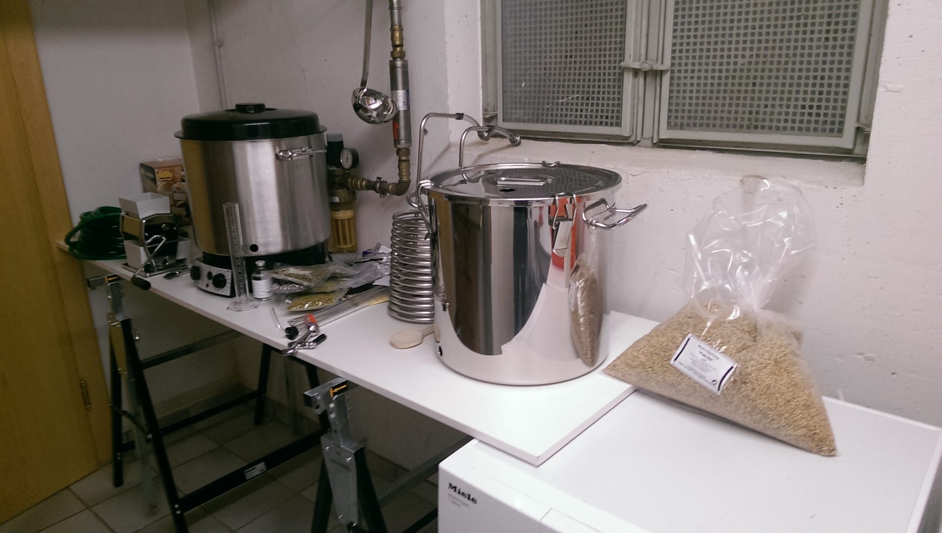 an equipment for homebrewing